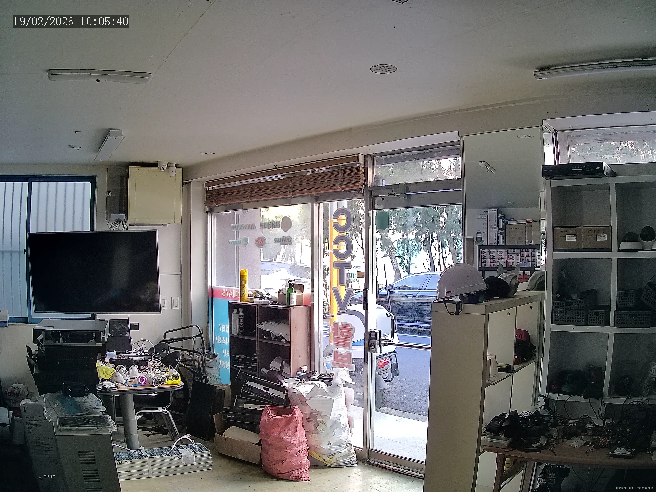 Capture from Feb 19, 2026 at 01:06 AM